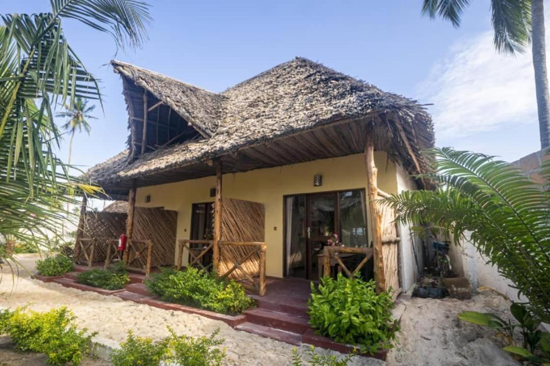 Amber Lodge Pongwe Esterno foto